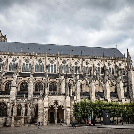 L'Hotel De Panette, Charpente Historique - Cathedrale Bourges Eksteriør billede